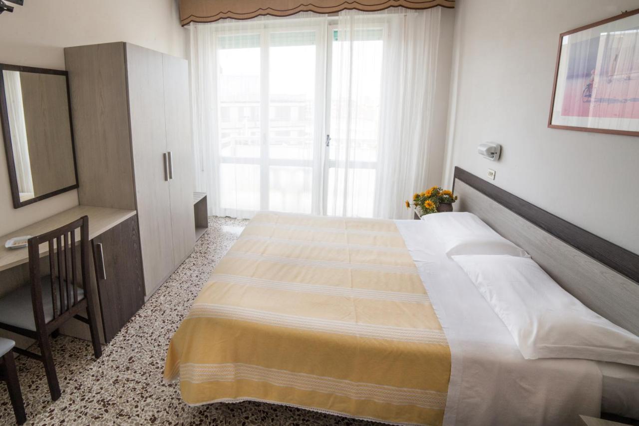 Hotel Europa Gabicce Mare Dış mekan fotoğraf