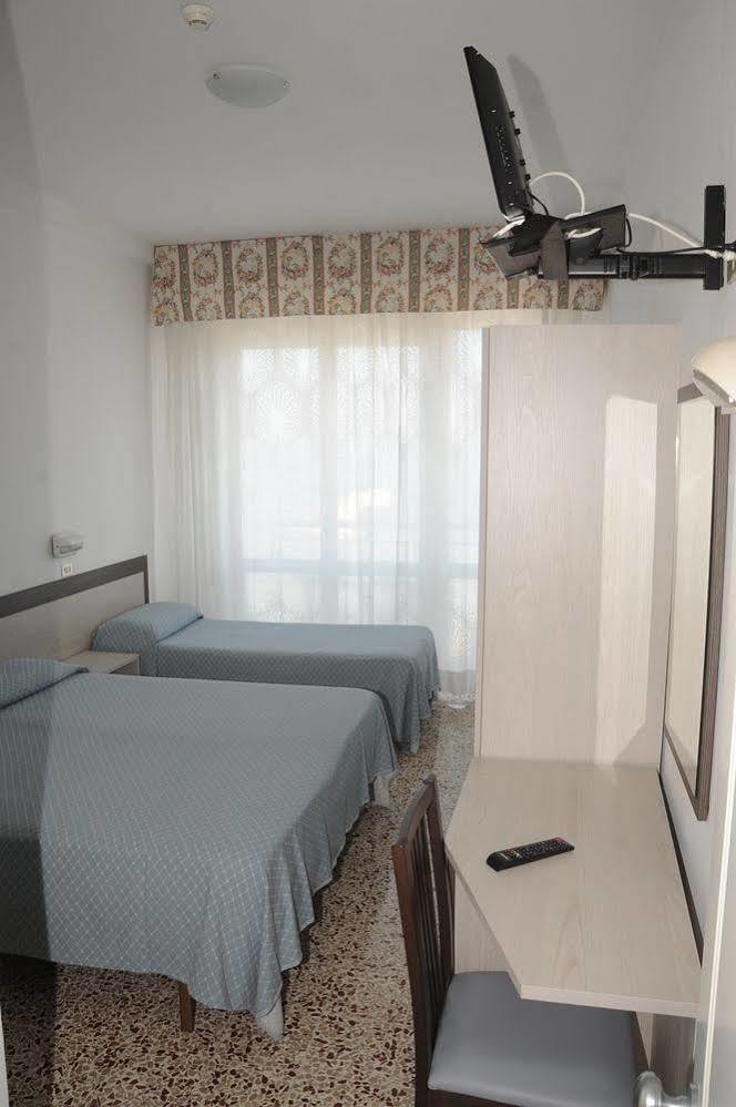 Hotel Europa Gabicce Mare Dış mekan fotoğraf